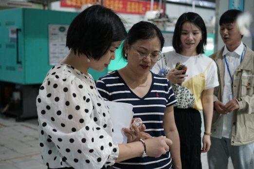 https://file.hnou.edu.cn/uploadfile/images/20201125100345335003.png